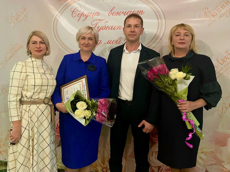 Поздравляем наших учителей с заслуженными наградами!.